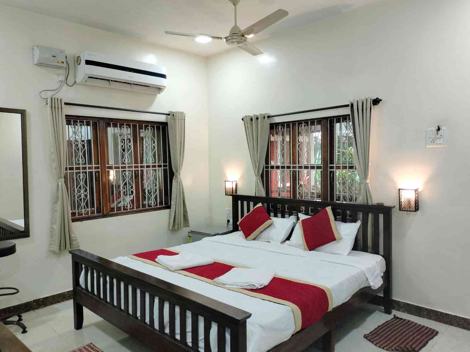 Redstone Super Deluxe Room — photo 2