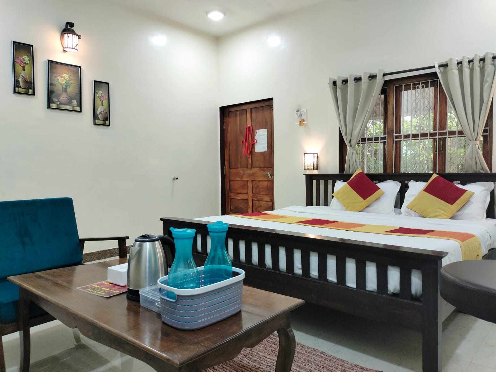 Redstone Super Deluxe Room, Ganpatipule photo 4